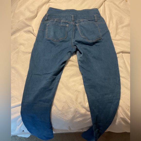 Jeans - Picture 2 of 2